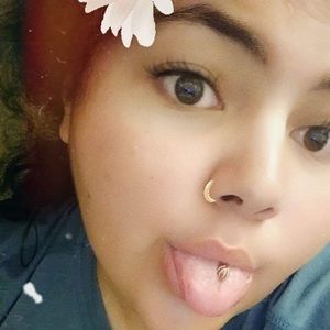 Meet your Posher, Latosha